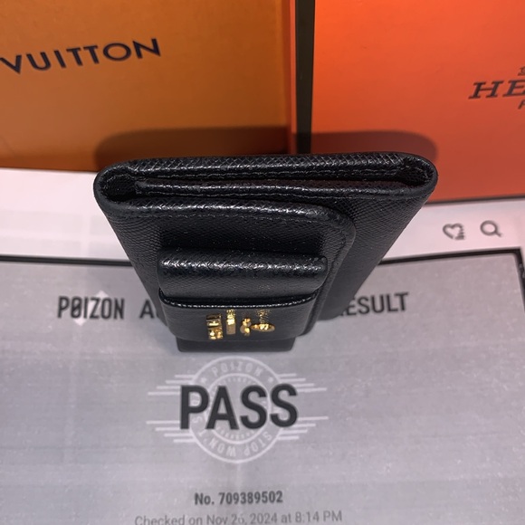 Prada Keyholder - Picture 8 of 8